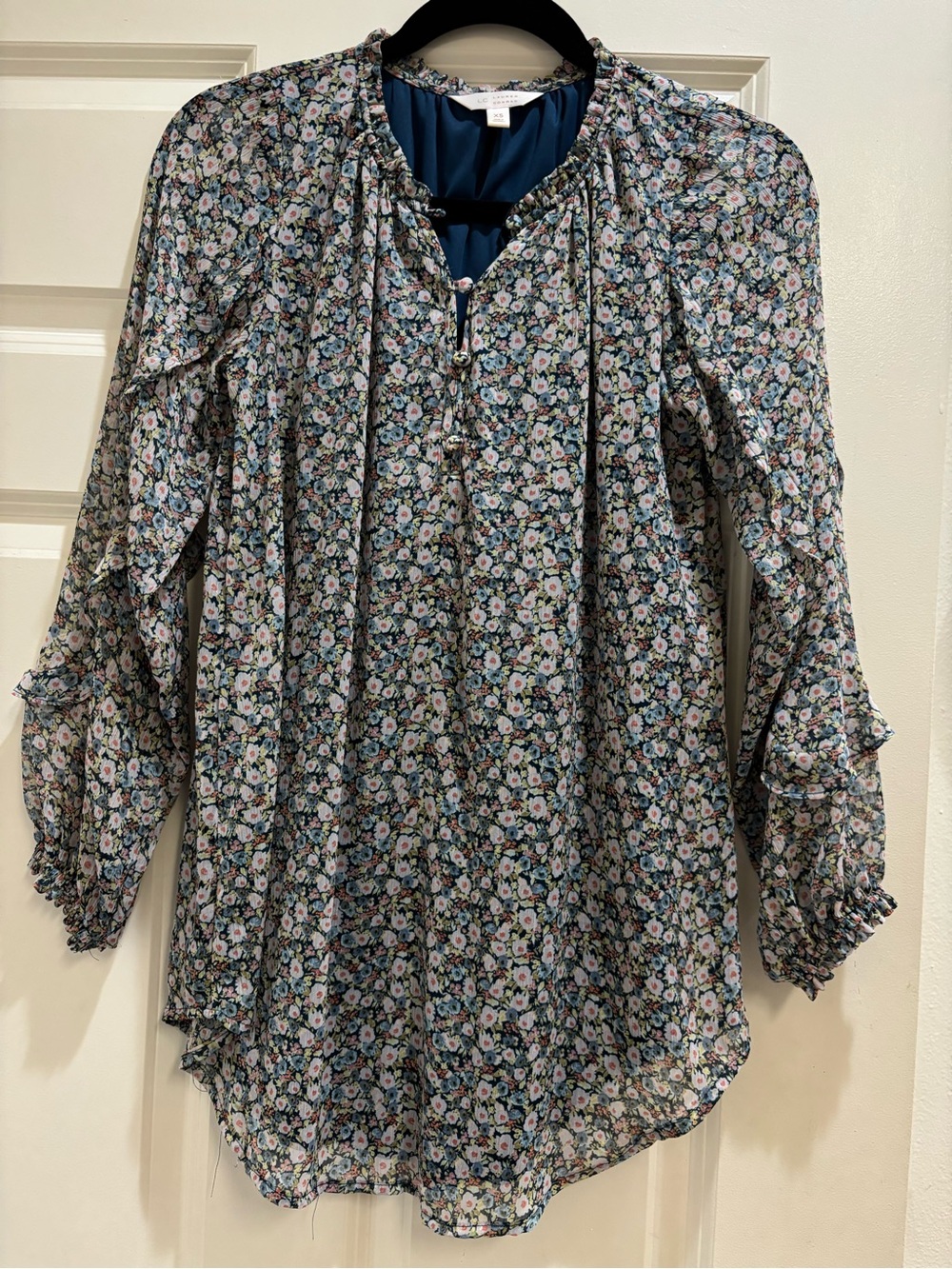 LC Lauren Conrad Blue Floral Ruffle Peasant Blouse